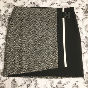 White House Black Market | Tweed Mix Boot Skirt